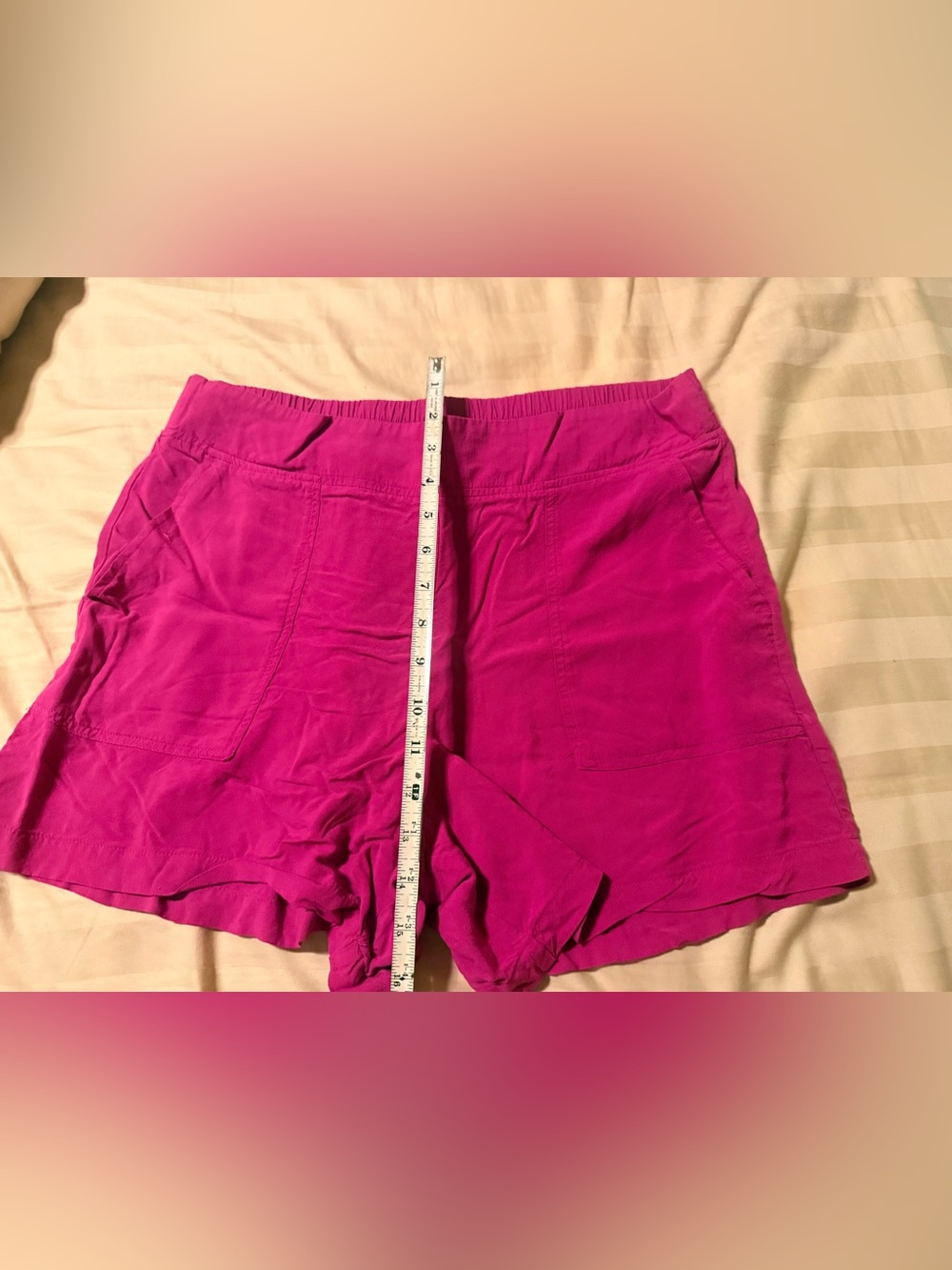 Women’s Pink Elastic-Waist Pocket Shorts